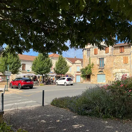 Apartment Fleurs Sauvages A Rebeuse New Hosts Full Of Nature